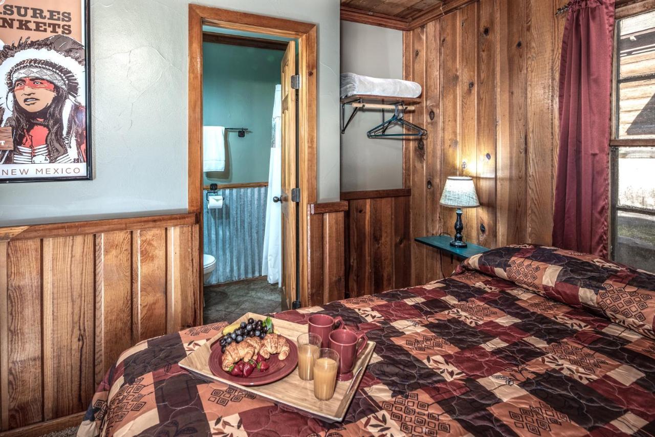 Apache Village 5, Queen Bed, Midtown, Sleeps 2 鲁伊多索 外观 照片
